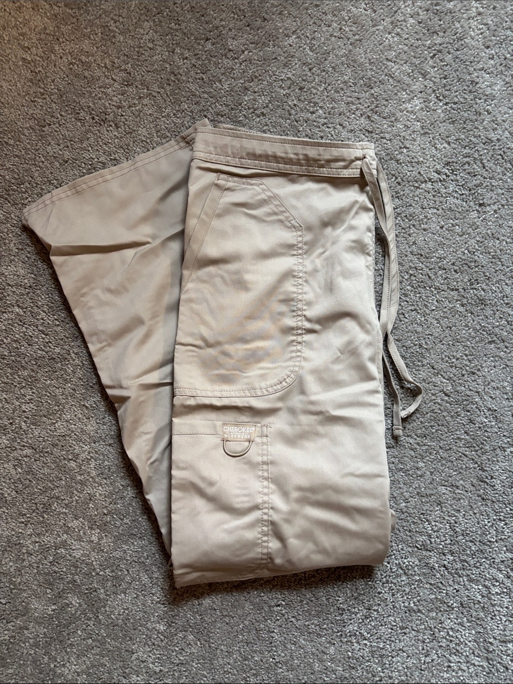 Cherokee Workwear Women's Khaki Cargo Scrub Pants (S)